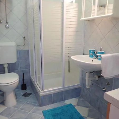 Seline/paklenica Riviera 6825 Apartmán